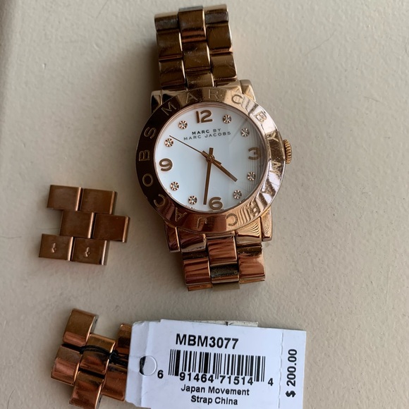 Marc Jacobs rose gold watch